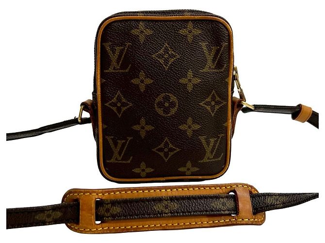 Borsa a spalla Mini Danube in pelle Monogram Louis Vuitton Metallico Bronzo - vista 2