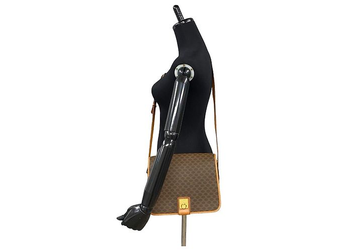 Céline Borsa a spalla in pelle CELINE Macadam Blazon Trionphe Marrone - vista 6