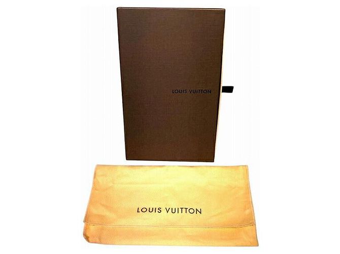 Portafoglio Lungo Monogramma Sarah di Louis Vuitton Marrone - vista 5