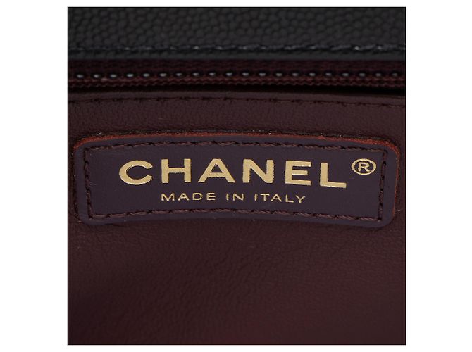 Gabrielle Bolsa pequena de flap com alça superior em couro caviar Coco da Chanel Preto - vista 8