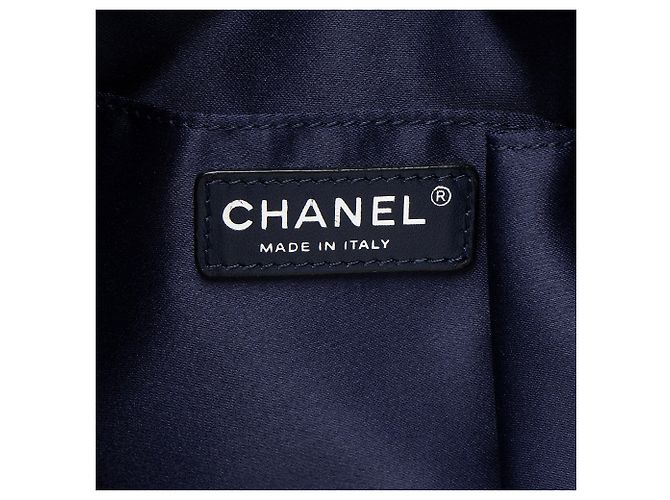 Gabrielle Borsa Shopping Accordion 3 in Pelle di Agnello Chanel Blu - vista 8