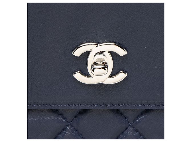 Gabrielle Borsa Shopping Accordion 3 in Pelle di Agnello Chanel Blu - vista 9