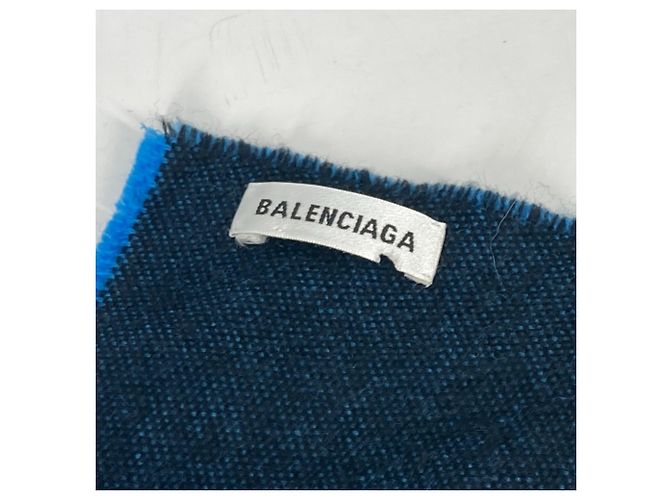 Blaue Wollschals von Balenciaga - Ansicht 7