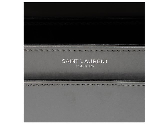 Saint Laurent Smooth Calfskin Small Solferino Shoulder Bag Gris - vue 9