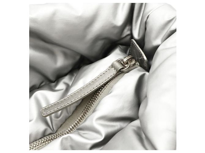 Chanel Coco Cocoon Medium Tote Bag aus Nylon Silber Metallisch - Ansicht 5