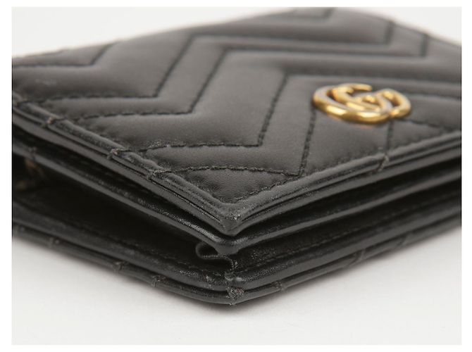 Gucci Schwarze matelassierte Leder GG Marmont Kartenetui - Ansicht 10