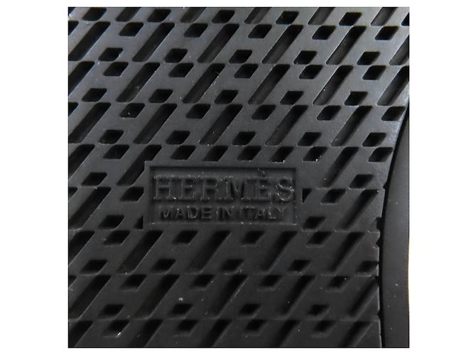 Baskets montantes en daim JIMMY d'Hermès Noir - vue 13