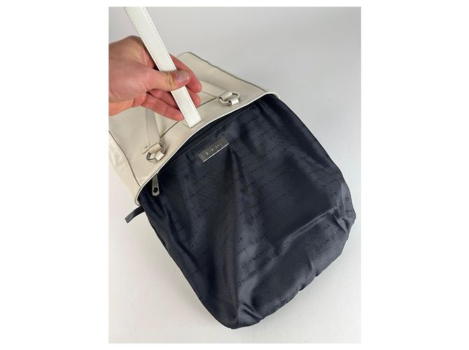 Vintage Givenchy Lederhandtasche Weiß - Ansicht 3