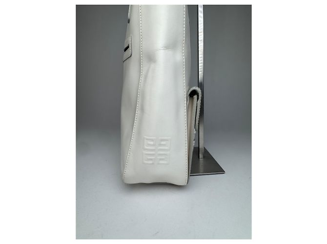 Vintage Givenchy Lederhandtasche Weiß - Ansicht 9