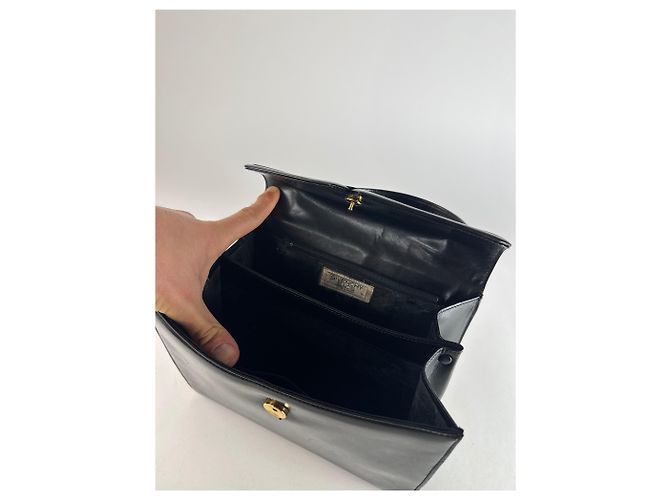 Vintage Givenchy Lederhandtasche schwarz - Ansicht 9