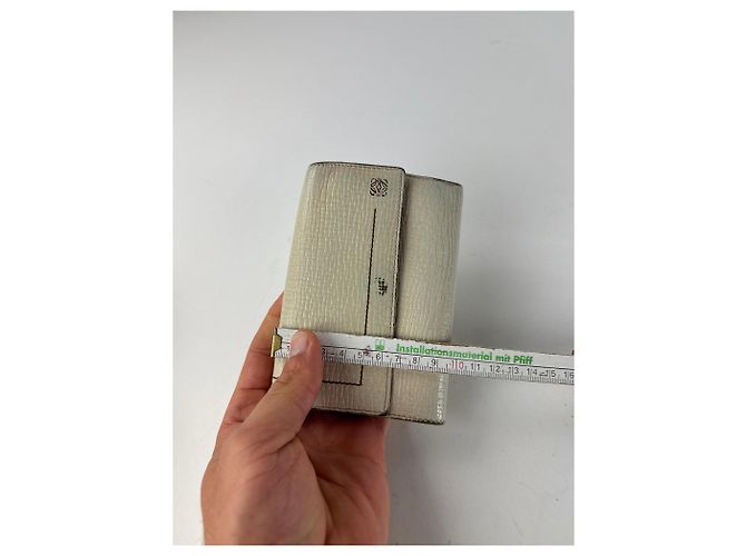 Vintage Loewe Madrid Leather Wallet White - view 10