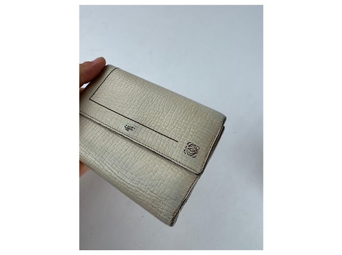 Vintage Loewe Madrid Leather Wallet White - view 3