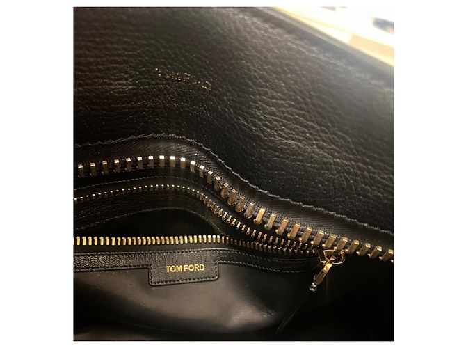 Bolsa Charlotte de couro com detalhes em esmalte grande - Tom Ford - vista 9