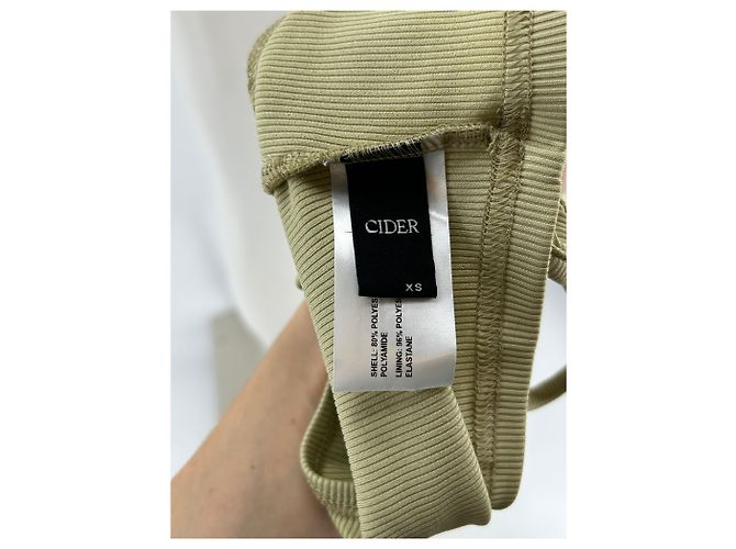 Autre Marque Top corta verde con spalline CIDER XS - vista 5