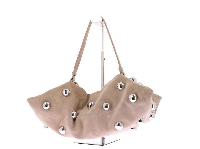 Bolsa de mão Altuzarra Origami em camurça bege com bolas prateadas - vista 5