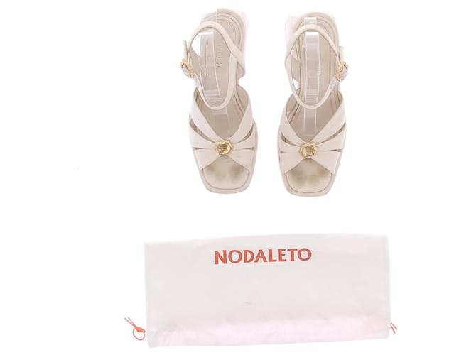 Nodaleto Sandali con piattaforma Beige - vista 9
