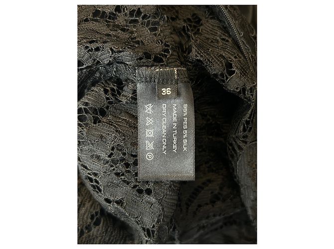 Autre Marque Schwarzes Spitzenkleid mit langen Ärmeln - Ansicht 6