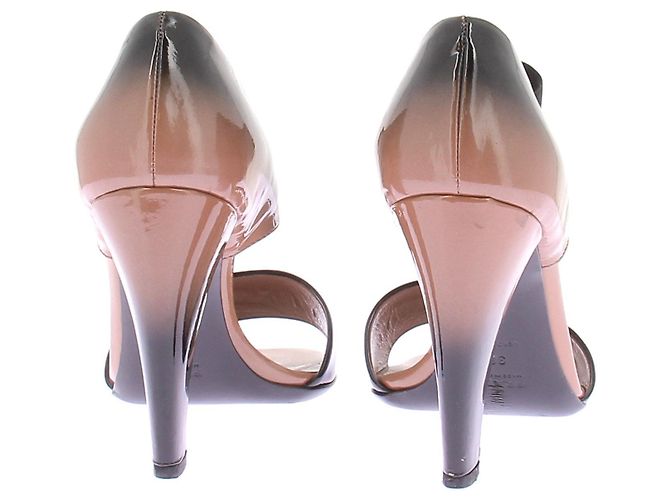 Décolleté aperte Prada nero e beige in pelle verniciata - vista 3