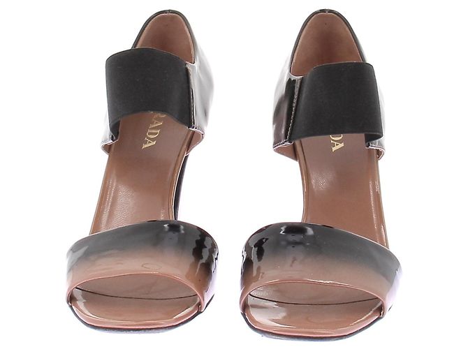 Décolleté aperte Prada nero e beige in pelle verniciata - vista 5