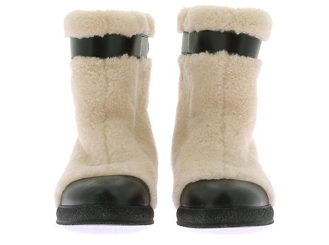 Chanel Botas forradas e de couro Bege - vista 5