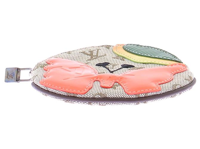 Louis Vuitton Petit porte monnaie rond papillon monogramme et patchwork Grey - view 6
