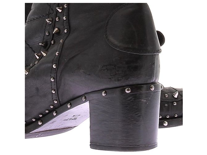Botines Laurence Dacade de cuero negro con tacón de tachuelas - vista 11