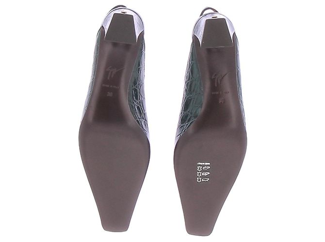 Giuseppe Zanotti Lederpumps Grün mit quadratischer Spitze - Ansicht 7