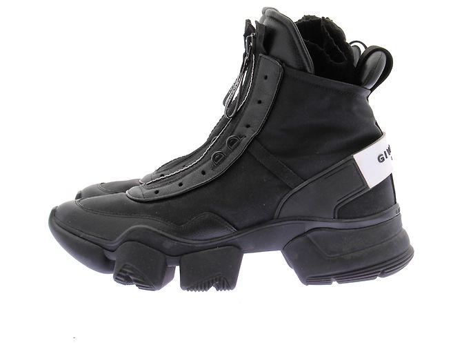 Baskets Givenchy en cuir noir Taille 42 - vue 3