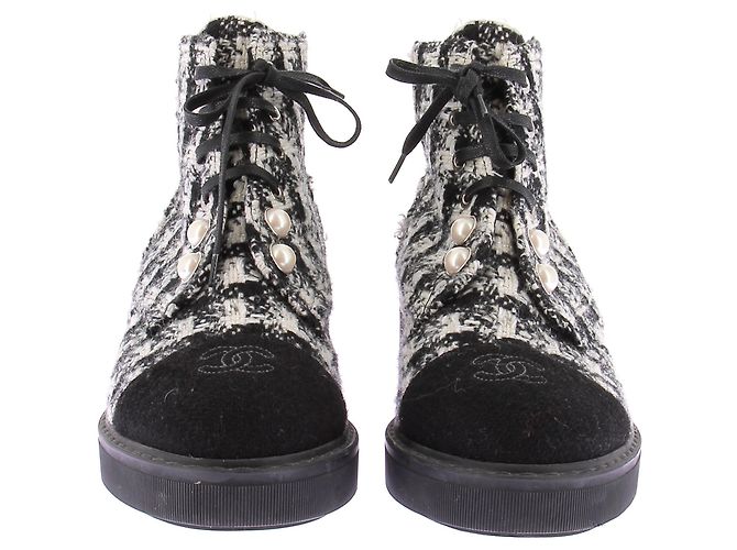Chanel Stivali in tweed nero e bianco - vista 4