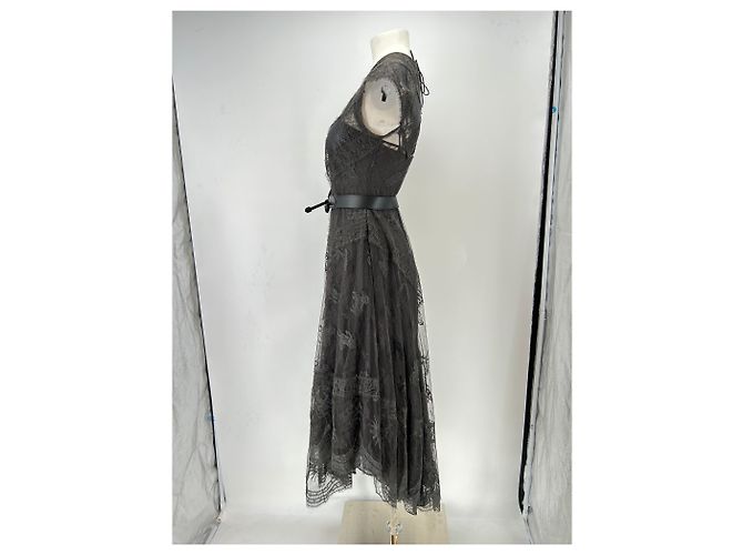 Vestido maxi de encaje negro Hermès con cinturón de cuero - vista 4