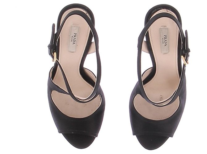 Décolleté aperte in satin nero Prada Taglia 39 - vista 6