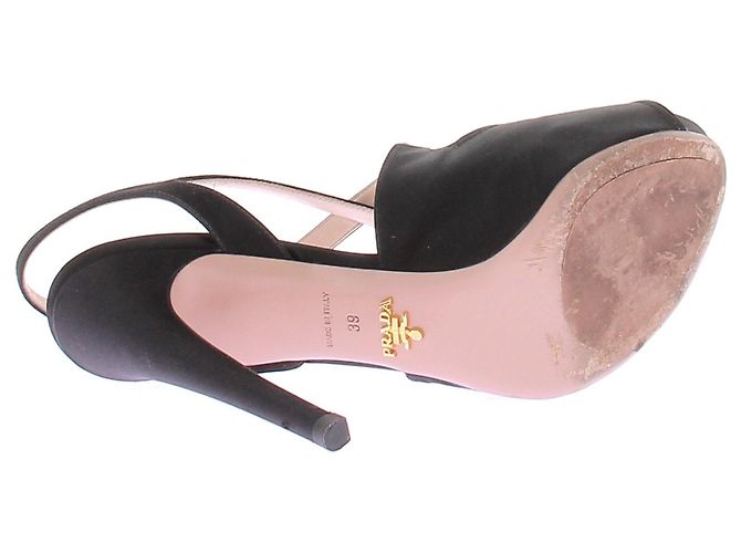 Décolleté aperte in satin nero Prada Taglia 39 - vista 7