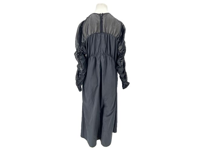 Autre Marque NYNNE Schwarzes Maxikleid mit gerafften Ärmeln - Ansicht 2