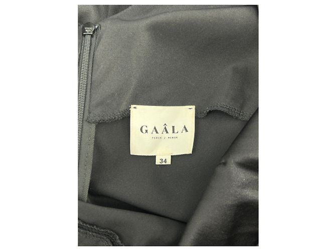 Autre Marque GAÂLA Trägerloses Kleid aus schwarzem Satin - Ansicht 5