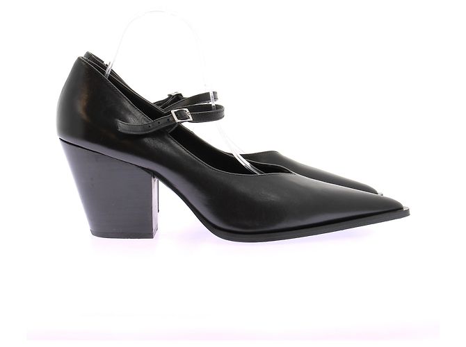 Cos Schwarze Lederpumps mit spitzer Kappe - Ansicht 2