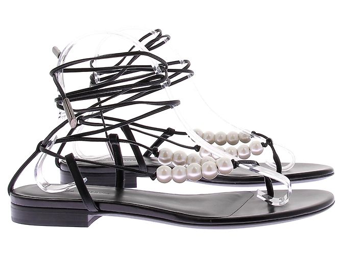 Magda Butrym Leder- und Perlen-Sandalen - Ansicht 2
