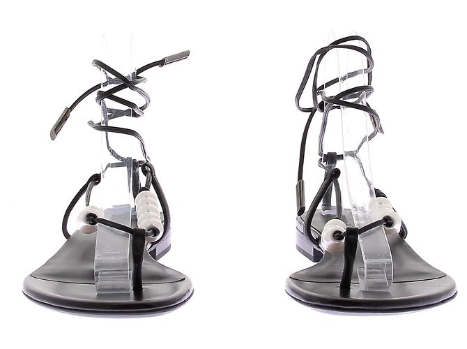 Magda Butrym Leder- und Perlen-Sandalen - Ansicht 4