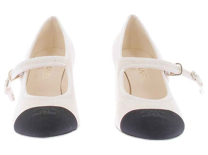 Chanel Mary Janes Canvas CC Logo Weiß - Ansicht 4