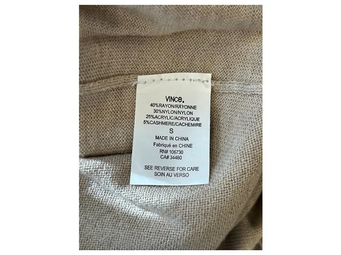 Vince Top de cashmere bege - vista 6