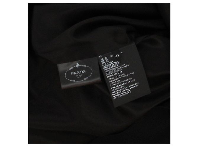 Prada Wolljacke Schwarz mit Strassknöpfen - Ansicht 6