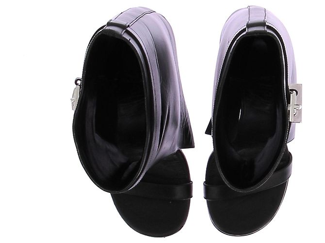 Givenchy Schwarze Sandalen "Shark Lock" - Ansicht 6