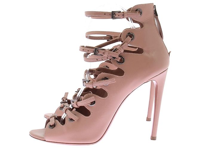 Alaïa Lederpumps Beige mit Riemchen - Ansicht 3