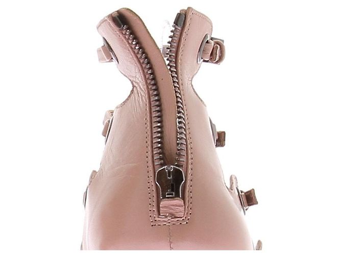 Alaïa Lederpumps Beige mit Riemchen - Ansicht 8