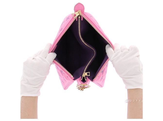 Louis Vuitton Borsa a mano rosa "Coussin GM" - vista 9