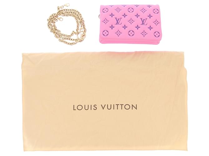 Louis Vuitton Borsa a tracolla "Coussin PM" Rosa - vista 10
