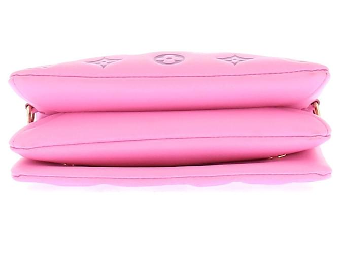 Louis Vuitton Borsa a tracolla "Coussin PM" Rosa - vista 8