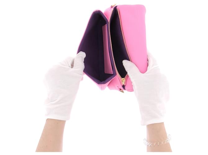 Louis Vuitton Borsa a tracolla "Coussin PM" Rosa - vista 9