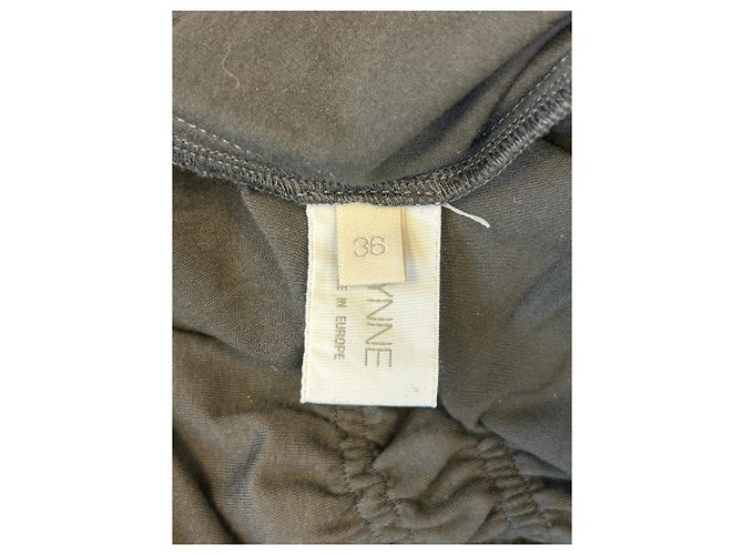 Autre Marque NYNNE Schwarzes Viscose Kleid - Ansicht 4