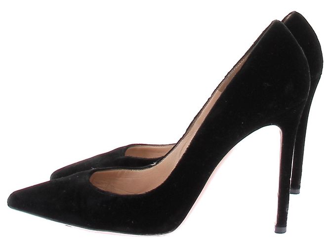 Gianvito Rossi Pumps aus schwarzem Samt mit Spitz zulässiger Kappe - Ansicht 3