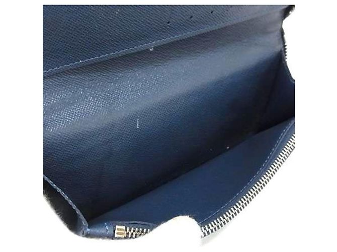 Cartera larga de cuero Taiga Louis Vuitton Azul - vista 5